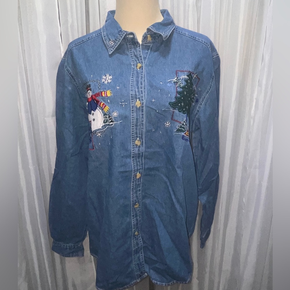 NWT Vintage Holiday Embroidered Jack Frost Denim
Blouse by Bobbie Brooks